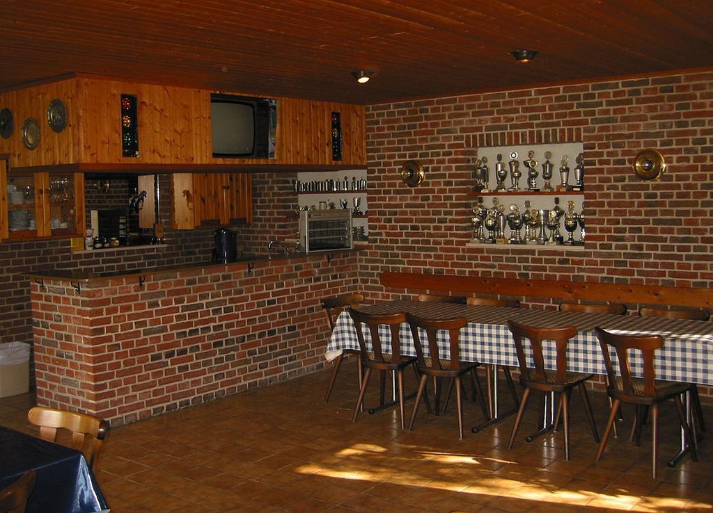 Hotel Reiterhof Wollesen à Süderlügum Extérieur photo